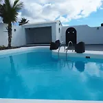 Angela, Piscina Privada Climatizada Y Vistas Al Mar Cerca De Puerto Del Carmen 1200 Metros A Tu Disposicion Villa Mácher