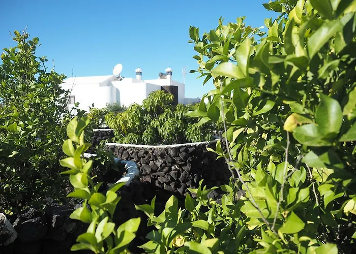 Villa Angela, Piscina Privada Climatizada Y Vistas Al Mar Cerca De Puerto Del Carmen 1200 Metros A Tu Disposicion