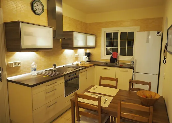 Angela, Piscina Privada Climatizada Y Vistas Al Mar Cerca De Puerto Del Carmen 1200 Metros A Tu Disposicion Macher