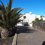 Angela, Piscina Privada Climatizada Y Vistas Al Mar Cerca De Puerto Del Carmen 1200 Metros A Tu Disposicion Villa