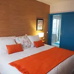 Villa Angela, Piscina Privada Climatizada Y Vistas Al Mar Cerca De Puerto Del Carmen 1200 Metros A Tu Disposicion *