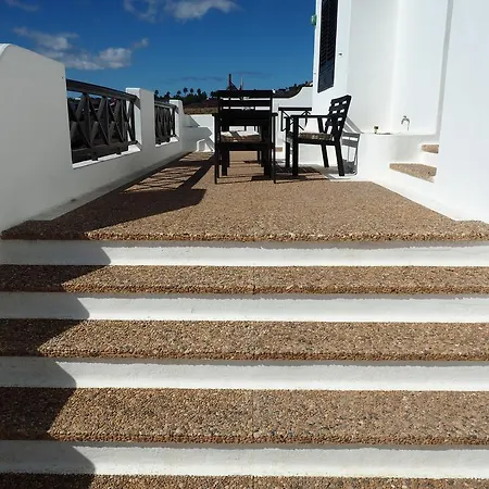 Angela, Piscina Privada Climatizada Y Vistas Al Mar Cerca De Puerto Del Carmen 1200 Metros A Tu Disposicion 别墅 *