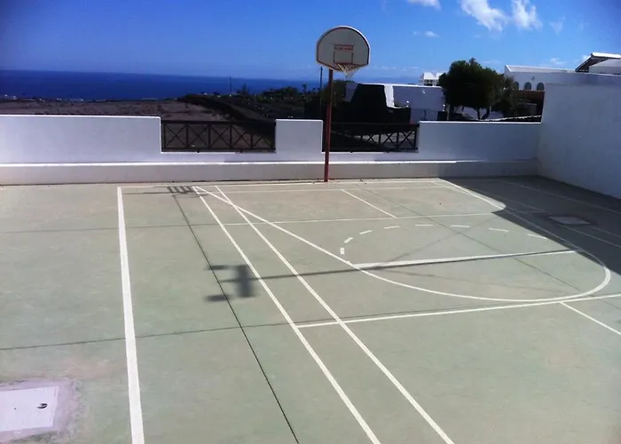 Angela, Piscina Privada Climatizada Y Vistas Al Mar Cerca De Puerto Del Carmen 1200 Metros A Tu Disposicion *