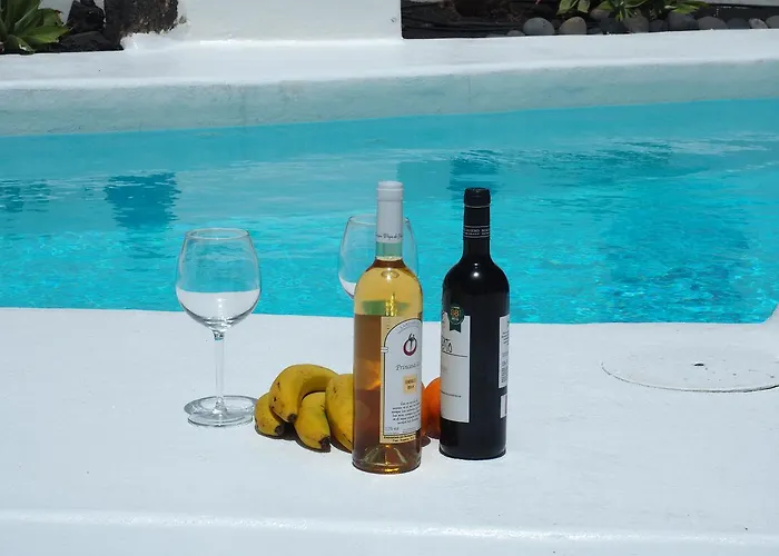 Angela, Piscina Privada Climatizada Y Vistas Al Mar Cerca De Puerto Del Carmen 1200 Metros A Tu Disposicion 빌라