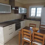 Villa Angela, Piscina Privada Climatizada Y Vistas Al Mar Cerca De Puerto Del Carmen 1200 Metros A Tu Disposicion