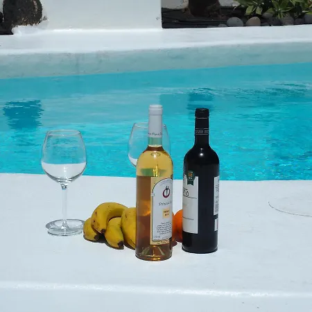 Angela, Piscina Privada Climatizada Y Vistas Al Mar Cerca De Puerto Del Carmen 1200 Metros A Tu Disposicion Vila